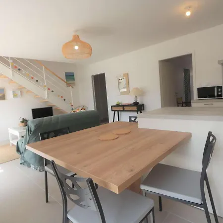 Duplex Lumineux A Benodet: Et Thalasso A Pied, Terrasse, Parking Et Abri Velo Inclus - Fr-1-481-117 公寓 *